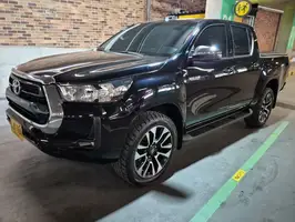 2022  Toyota Hilux - Image 23