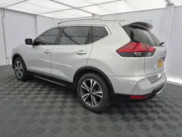 2019  Nissan X - Image 32