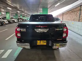 2022  Toyota Hilux - Image 27