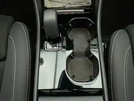 2024  Volvo Unknown - Image 25