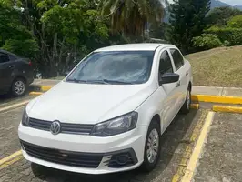 2018  Volkswagen Voyage - Image 17