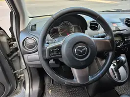 2014  Mazda 2 - Image 21