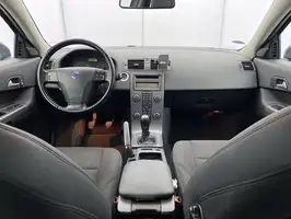 2013  Volvo Unknown - Image 25