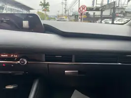 2021  Mazda 3 - Image 30