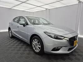 2020  Mazda 3 - Image 18