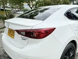 2015  Mazda 3 - Image 20