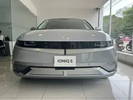 2024  Hyundai Ioniq - Image 9