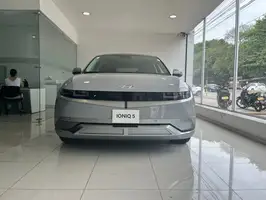 2024  Hyundai Ioniq - Image 13