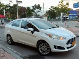 2014  Ford Fiesta - Image 28
