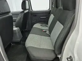 2013  Nissan Np300 - Image 22