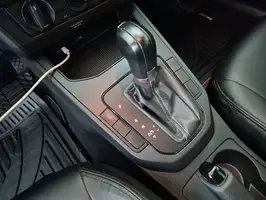 2024  Renault Unknown - Image 25