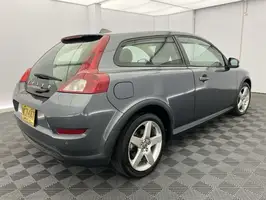 2013  Volvo Unknown - Image 17