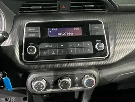 2017  Nissan Kicks - Image 19