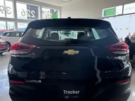 2025  Chevrolet Tracker - Image 13