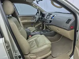 2012  Toyota Fortuner - Image 42