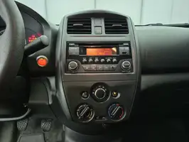 2017  Nissan Versa - Image 41