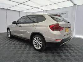2015  Bmw X1 - Image 12