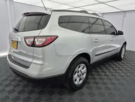 2016  Chevrolet Traverse - Image 16