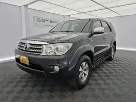 2011  Toyota Fortuner - Image 39