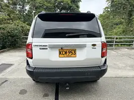 2025  Toyota Prado - Image 11