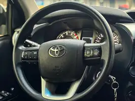 2022  Toyota Hilux - Image 17