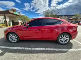 2017  Mazda 3 - Image 9
