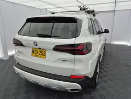 2024  Bmw X5 - Image 36