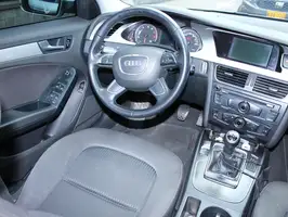 2010  Audi A4 - Image 20