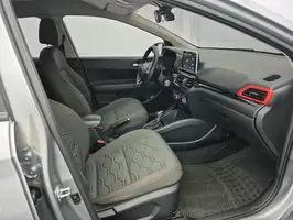 2021  Hyundai Graviti - Image 20