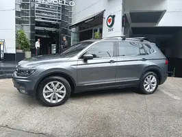 2019  Volkswagen Tiguan - Image 11