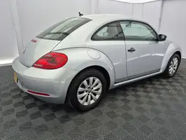 2016  Volkswagen Beetle - Image 15