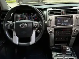 2017  Toyota 4Runner - Image 32