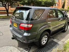 2010  Toyota Fortuner - Image 36