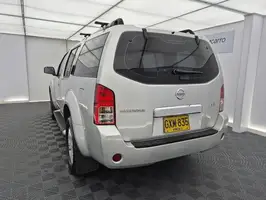 2007  Nissan Pathfinder - Image 12