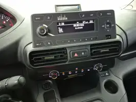 2020  Peugeot Unknown - Image 23