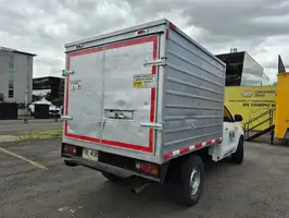 2014  Toyota Hilux - Image 17