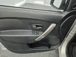 2019  Renault Logan - Image 19