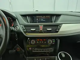 2015  Bmw X1 - Image 25