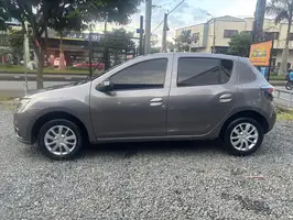 2022  Renault Sandero - Image 14