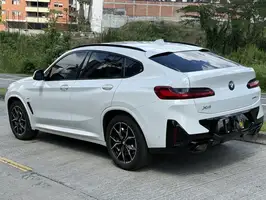 2022  Bmw X4 - Image 10