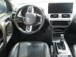 2019  Toyota Prado - Image 23
