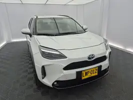 2023  Toyota Yaris - Image 7