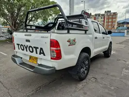 2014  Toyota Hilux - Image 37