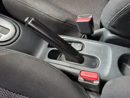 2017  Nissan Versa - Image 25