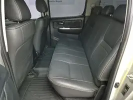 2015  Toyota Hilux - Image 23