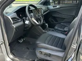 2022  Volkswagen Taos - Image 15