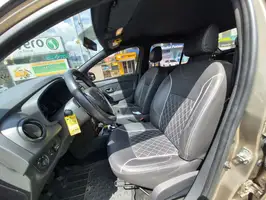 2019  Renault Logan - Image 19