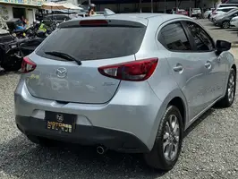 2018  Mazda 2 - Image 13
