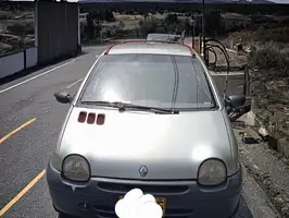 2010  Renault Twingo - Image 3