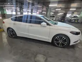 2018  Ford Fusion - Image 17